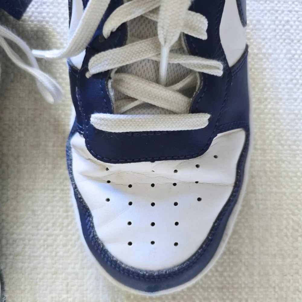 Nike Court Borough Mid 2 Big Kids Boys 7Y Blue White Sneakers